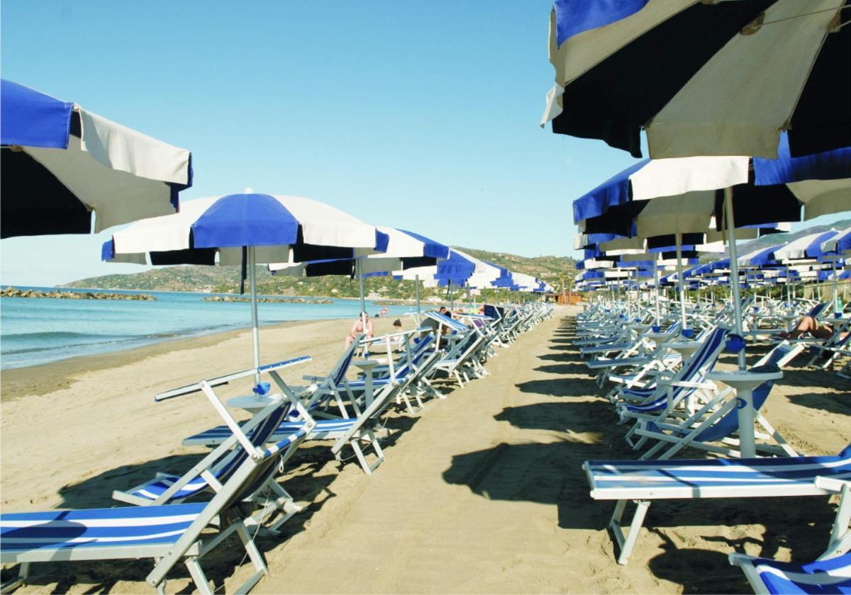 Hotel Stella Maris Casal Velino Exterior foto